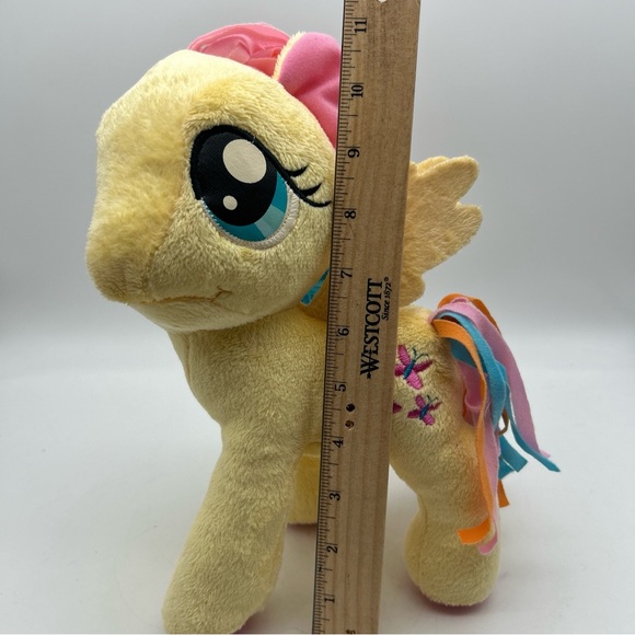2014 My Little Pony Fluttershy Plush 11 in Pegasus Wings Hasbro Butterfly Mark - Picture 2 of 14